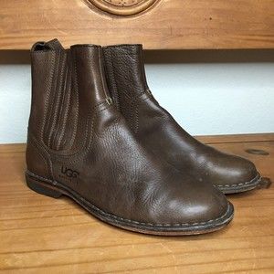 UGG Leather Chelsea 5633 Boots Men Size 9.5